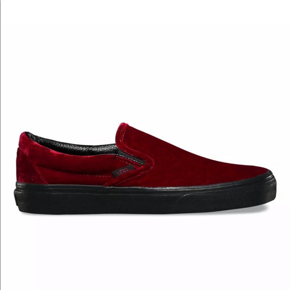 Just In NWT Vans Red Oxblood Crush Velvet Slip on - Picture 2 of 8
